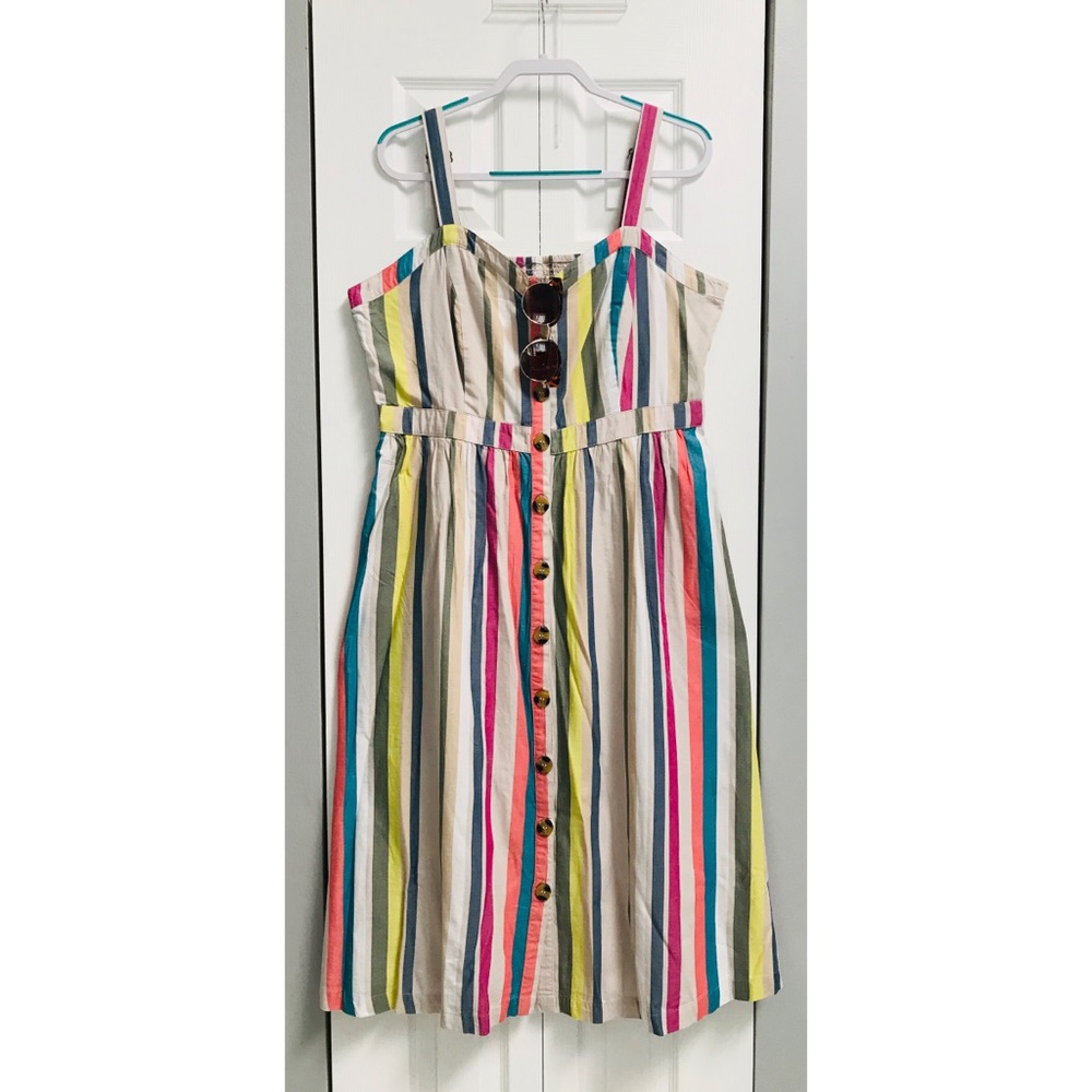 NWOT Vertical bright striped dress